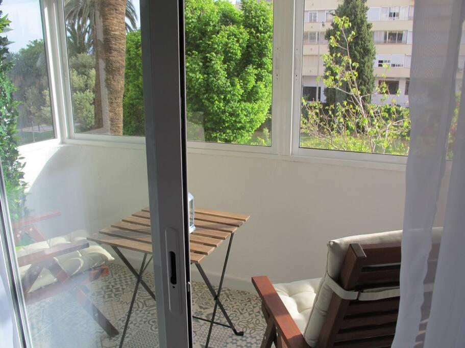 Coqueto Apartamento En Benalmadena Cerca De La Playa Luaran gambar