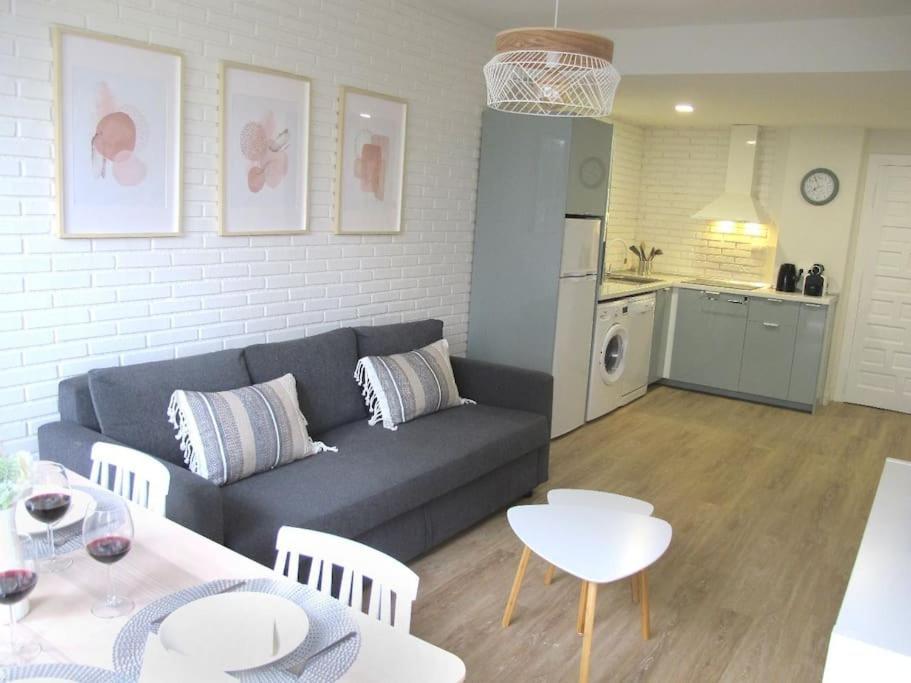 Coqueto Apartamento En Benalmadena Cerca De La Playa Luaran gambar