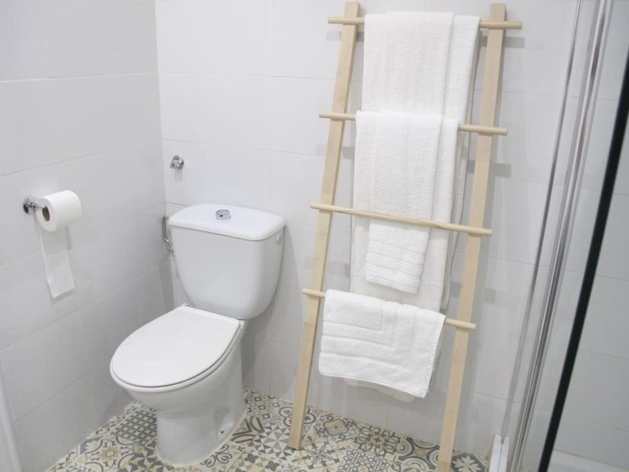 Coqueto Apartamento En Benalmadena Cerca De La Playa Luaran gambar